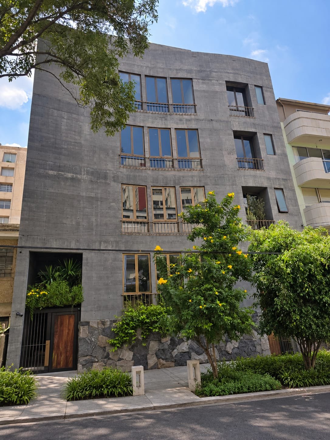 CAGC DCIX fachada de día